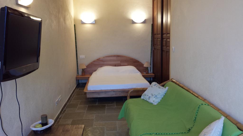 Castelia Hotel Lumio  Cameră foto