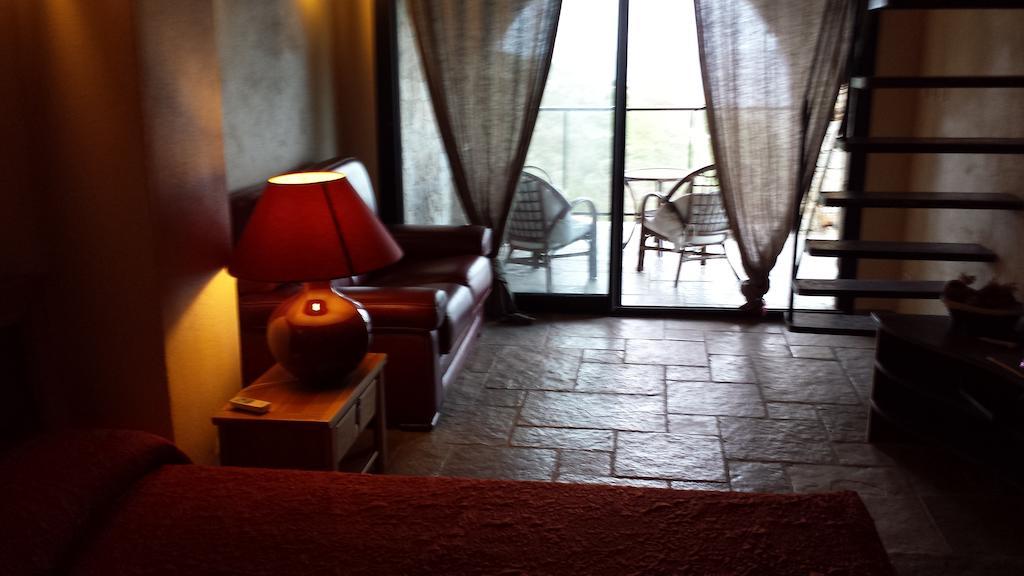 Castelia Hotel Lumio  Cameră foto